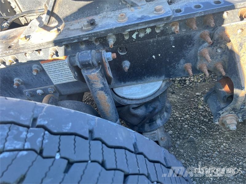 Volvo VNM Camiones tractor