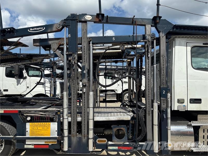 Volvo VNM200 6x4 Car Carrier Truck Autovežiai
