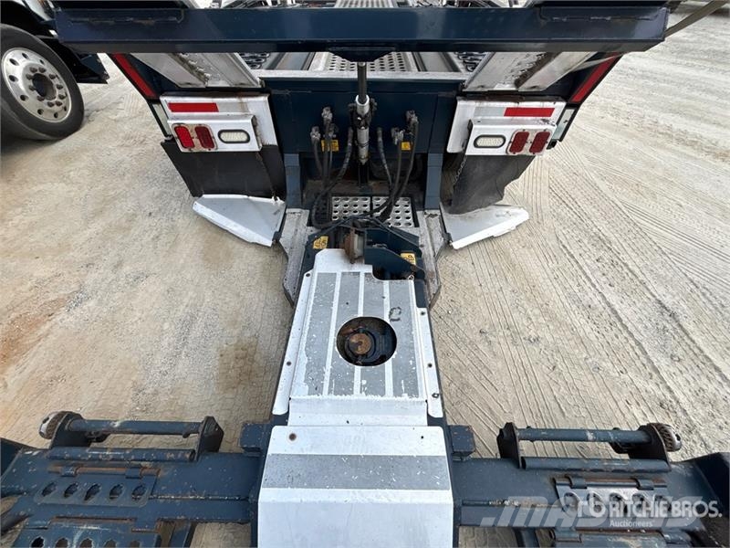 Volvo VNM200 6x4 Car Carrier Truck Autovežiai