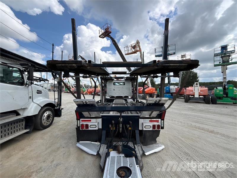 Volvo VNM200 6x4 Car Carrier Truck Autovežiai