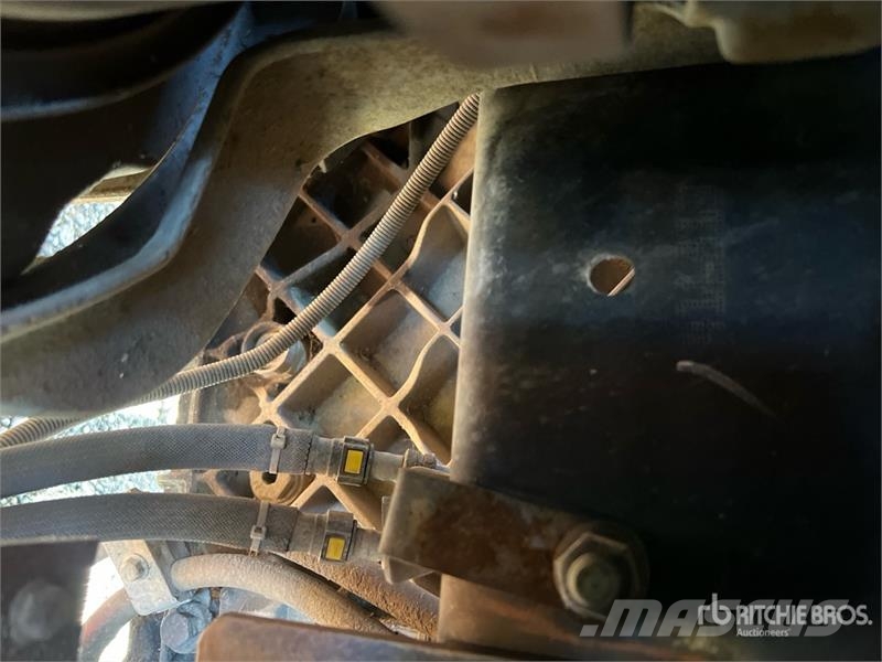 Volvo VNM64T Camiones tractor