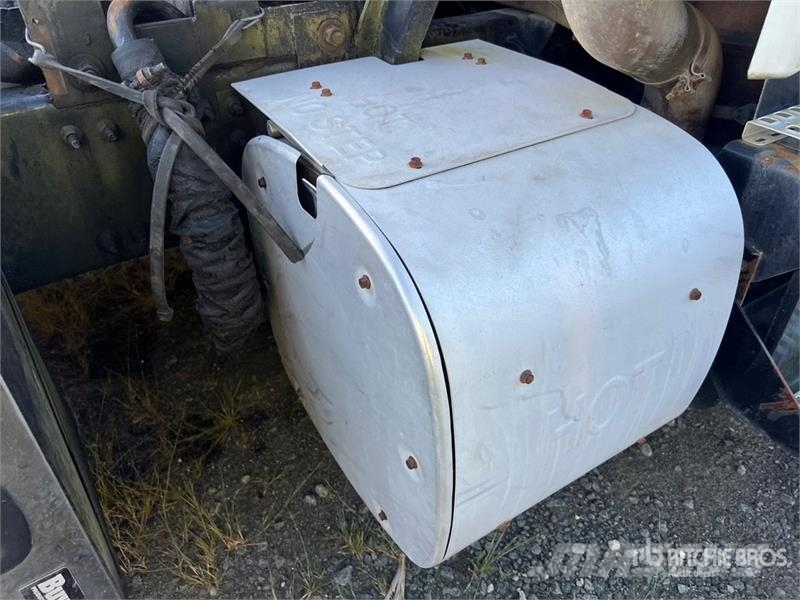 Volvo VNM64T Camiones tractor
