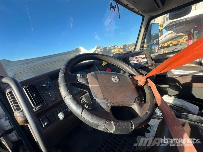 Volvo VNM64T Camiones tractor