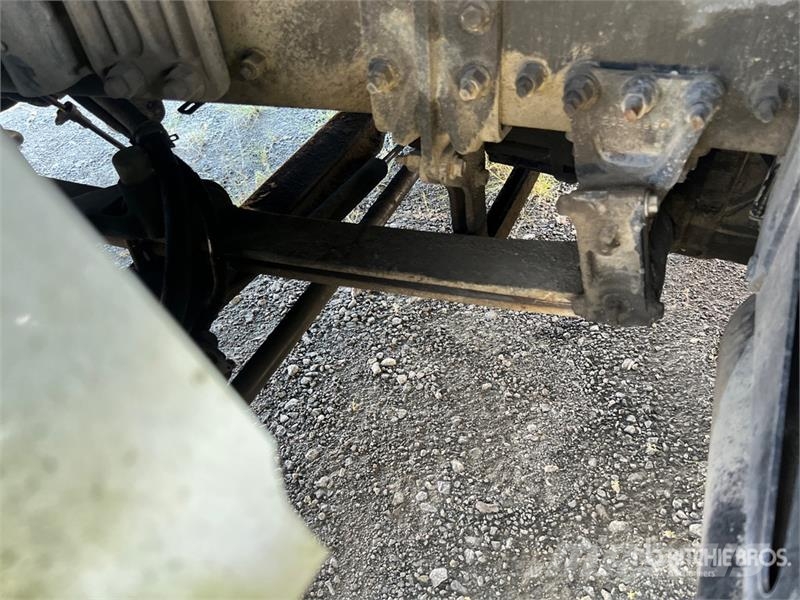 Volvo VNM64T Camiones tractor