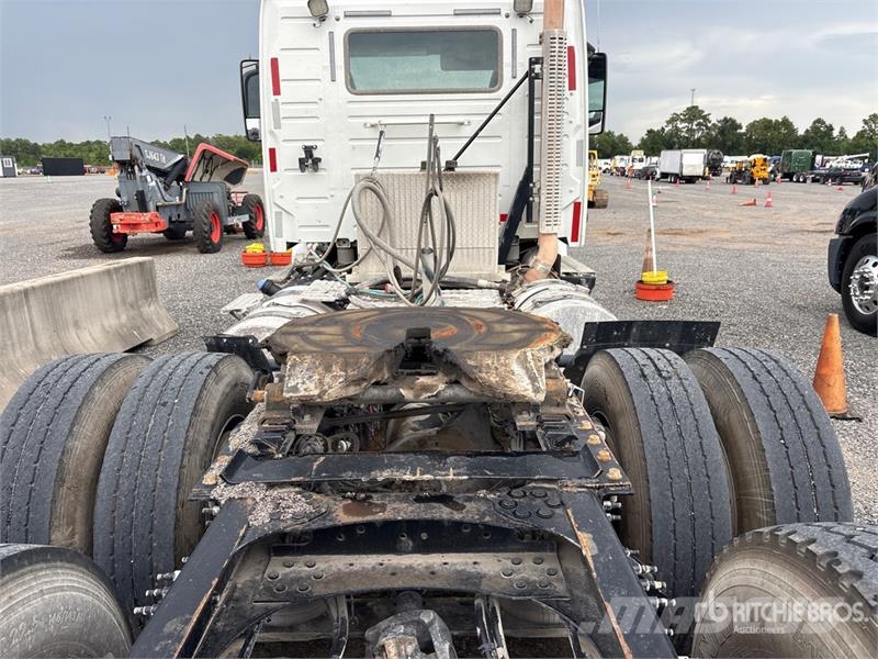 Volvo VNR 6x4 T/A Day Cab Truck Tractor Prime Movers