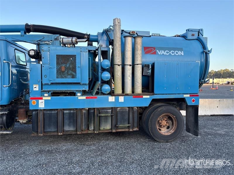 Volvo WG コンバイン/バキュームトラック