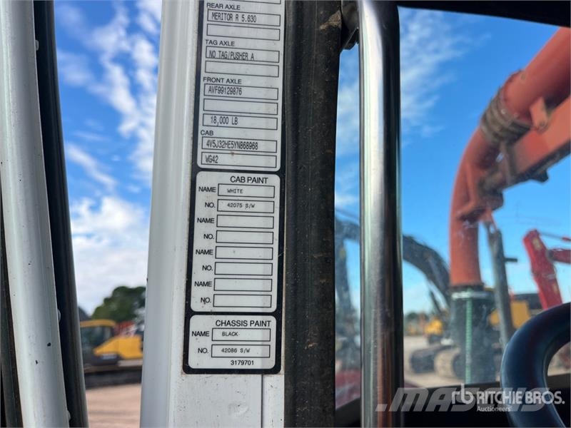 Volvo WG Kombinuotos paskirties / vakuuminiai sunkvežimiai