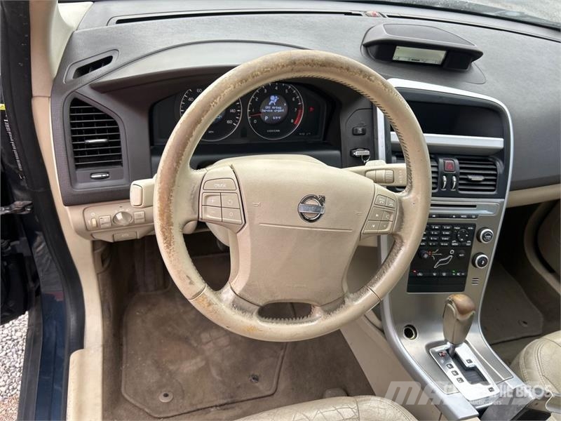 Volvo XC60 Cars