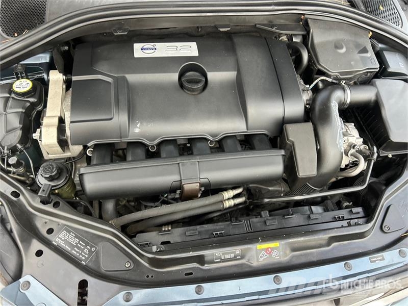 Volvo XC60 Cars