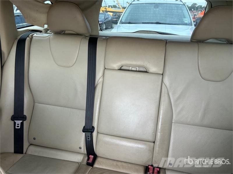 Volvo XC60 Cars