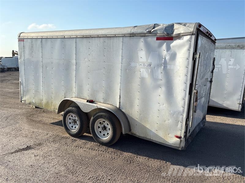  VT716 15 ft T/A Enclosed Trailer Skříňové přívěsy