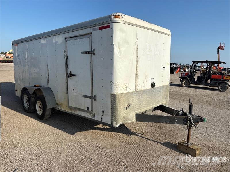  VT716 15 ft T/A Enclosed Trailer Skříňové přívěsy