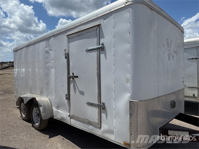  VT716 15 ft T/A Enclosed Trailer ボックスボディートレーラー