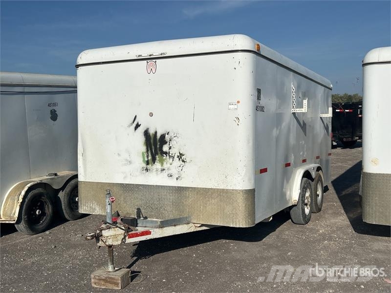 W-W 16 ft T/A Enclosed Trailer Прицепы-фургоны
