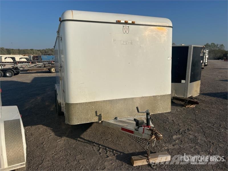 W-W 16 ft T/A Enclosed Trailer Reboques baú