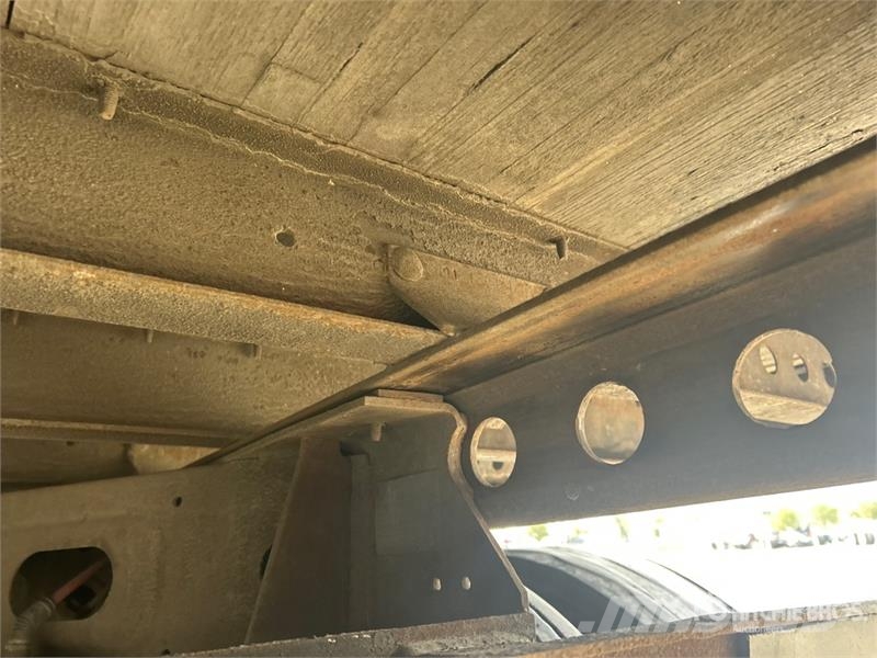 Wabash DVCVHPC 53 ft T/A Van Trailer Van Body Trailers