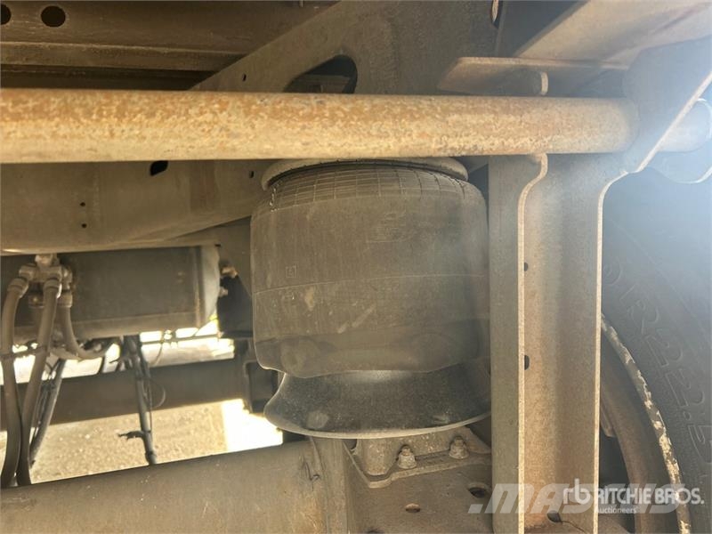 Wabash DVCVHPC 53 ft T/A Van Trailer Van Body Trailers