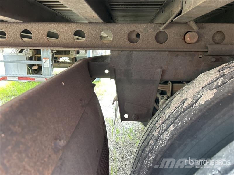 Wabash DVCVHPC 53 ft x 102 in T/A Van Trailer 箱體拖車