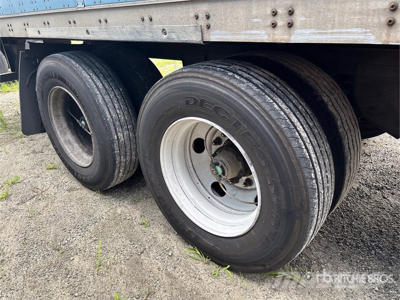 Wabash DVCVHPC 53 ft x 102 in T/A Van Trailer 箱體拖車