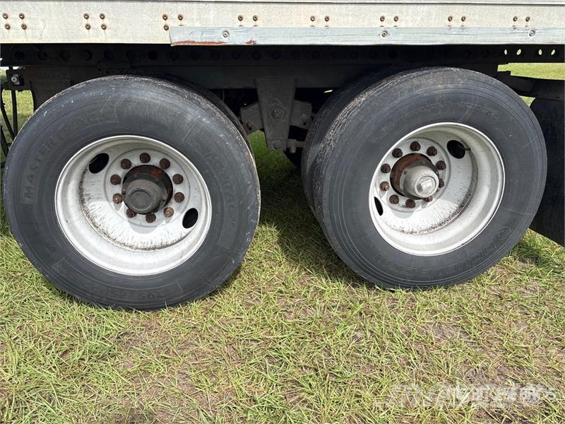 Wabash DVCVHPC 53 ft x 102 in T/A Van Trailer Skappåbygg
