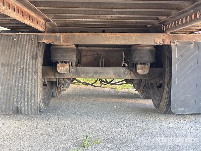 Wabash DVCVHPC 53 ft x 102 in T/A Van Trailer Van Body Trailers