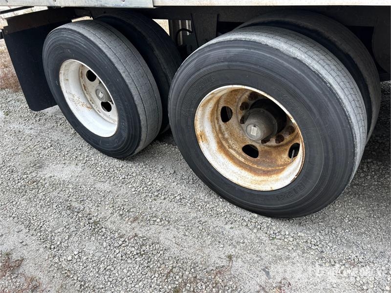 Wabash DVCVHPC 53 ft x 102 in T/A Van Trailer Box body trailers
