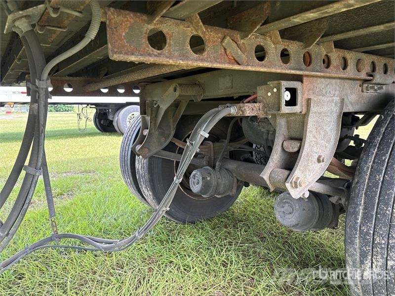 Wabash DVCVHPC 53 ft x 102 in T/A Van Trailer Skappåbygg