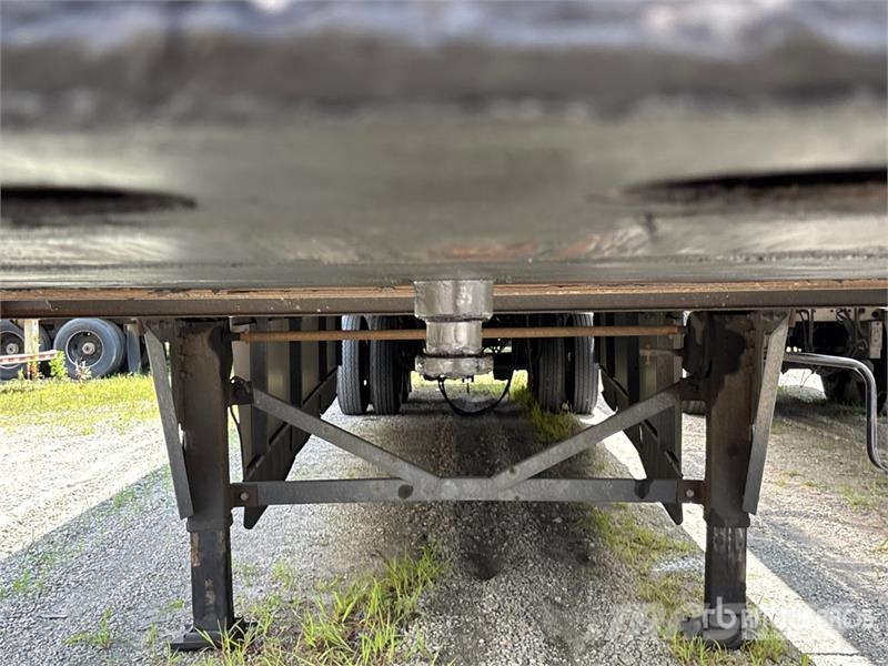 Wabash DVCVHPC 53 ft x 102 in T/A Van Trailer 箱體拖車