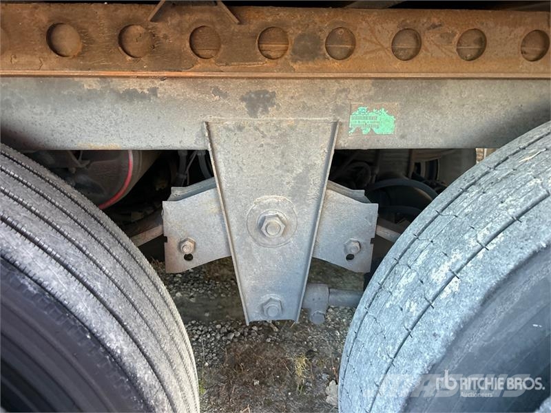 Wabash DVCVHPC 53 ft x 102 in T/A Van Trailer Furgons