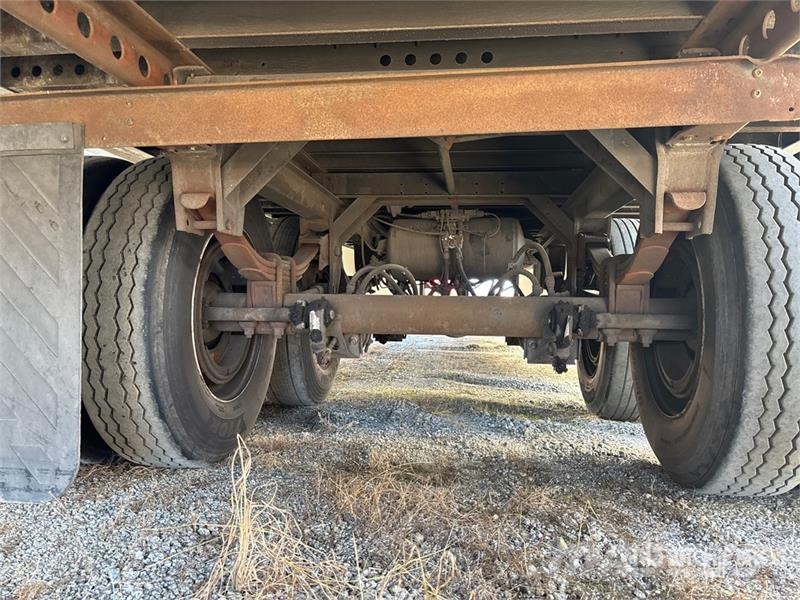 Wabash DVCVHPC 53 ft x 102 in T/A Van Trailer Box Trailers