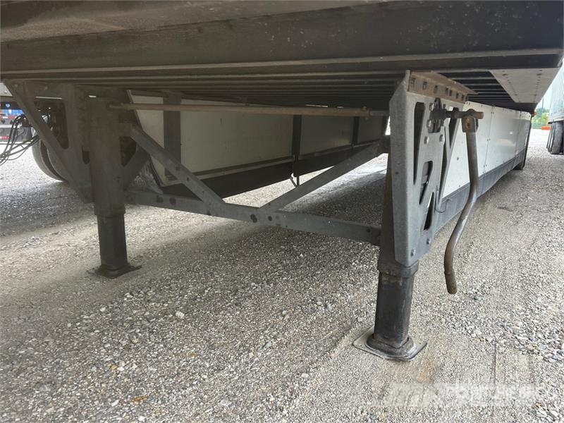 Wabash DVCVHPC 53 ft x 102 in T/A Van Trailer Box body trailers