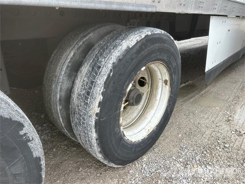 Wabash DVCVHPC 53 ft x 102 in T/A Van Trailer Box body trailers