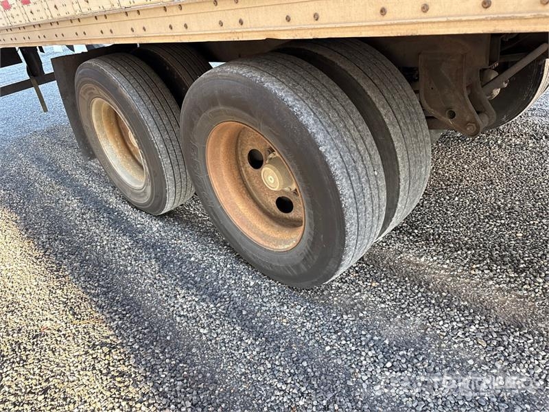 Wabash DVCVHPC 53 ft x 102 in T/A Van Trailer Furgons