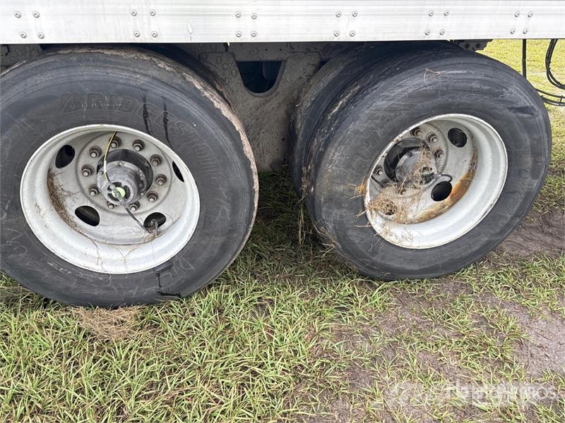 Wabash FCVHSA 53 ft x 102 in T/A Refrigerated Trailer Temperature controlled semi-trailers