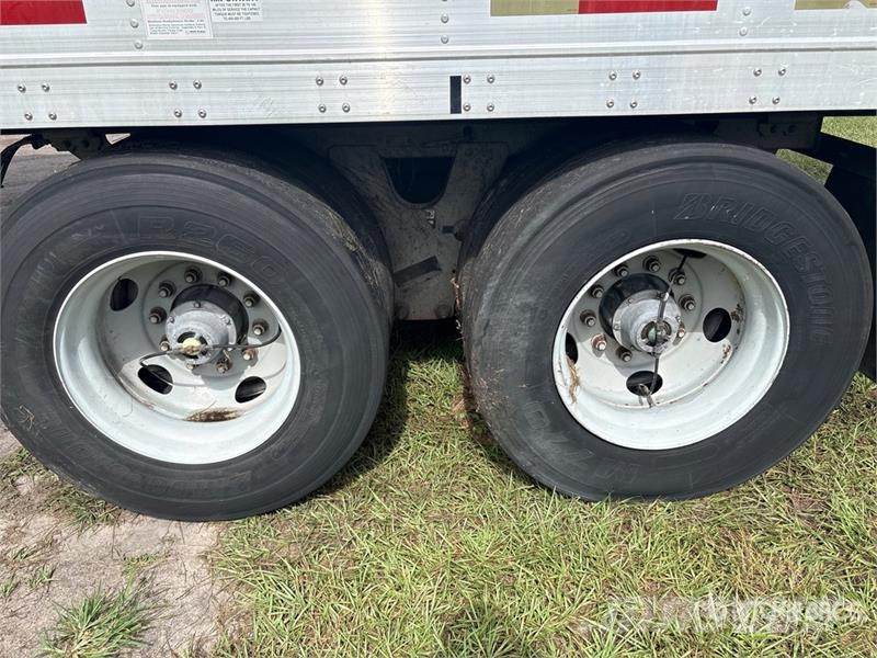 Wabash FCVHSA 53 ft x 102 in T/A Refrigerated Trailer Temperature controlled semi-trailers