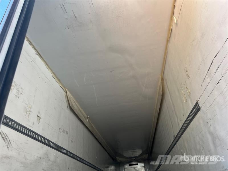 Wabash RFALHSA 53 ft T/A Refrigerated Trailer Chladiarenské návesy