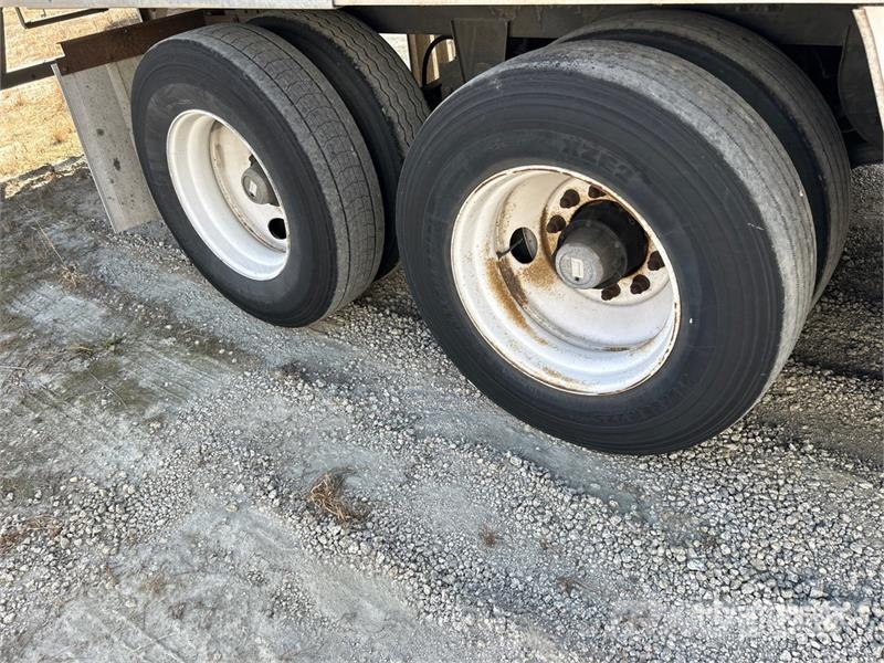 Wabash Van Trailer 53 ft x 102 in T/A Van Trailer Причепи-фургони