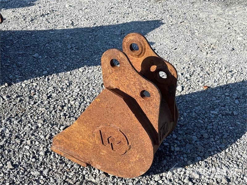 Wacker Neuson 10 in Digging Excavator Bucket Kašike / Korpe