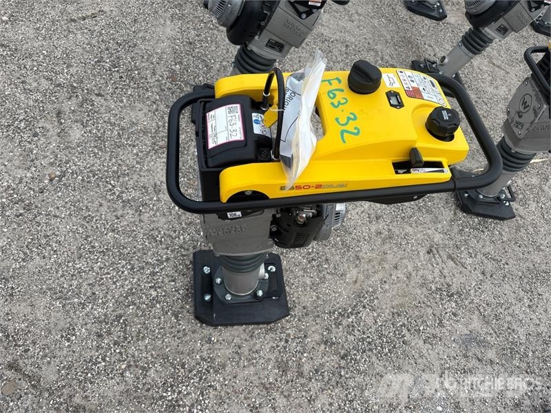 Wacker Neuson BS50-2 plus Vibroplate BPS1550Bw Jumping Jack Tamp Vibrační pěchy