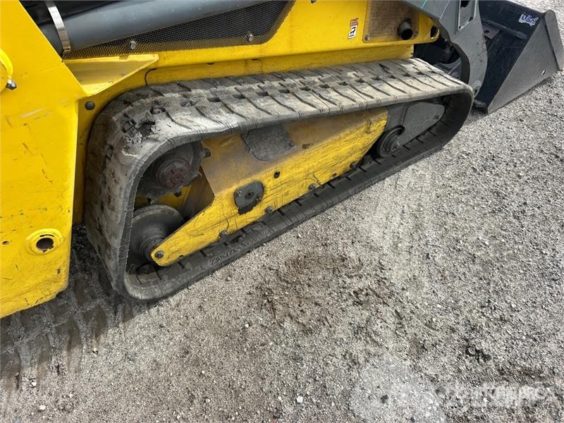 Wacker Neuson SM100 Mini Compact Track Loader لوادر انزلاقية التوجيه