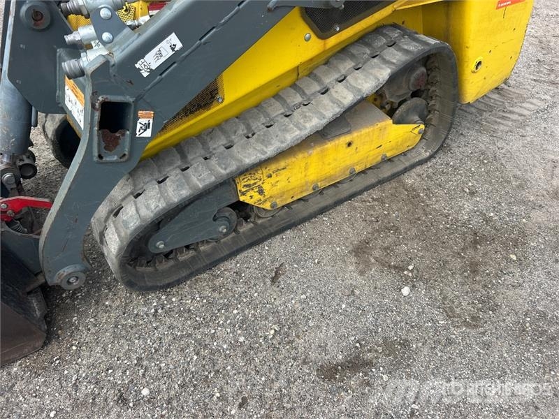 Wacker Neuson SM100 Mini Compact Track Loader Kompaktrakodók