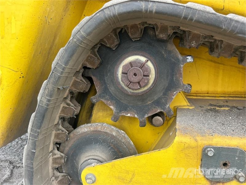 Wacker Neuson SM100 Mini Compact Track Loader Kompaktrakodók