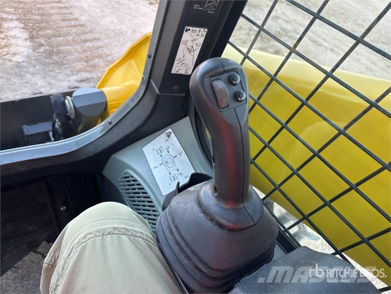 Wacker Neuson SW32 Two-Speed High Flow Skid Steer Loader Kompaktlastare