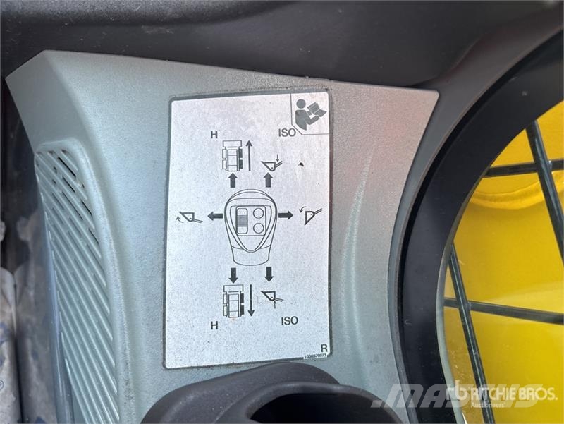 Wacker Neuson SW32 Two-Speed High Flow Skid Steer Loader Kompaktlastare