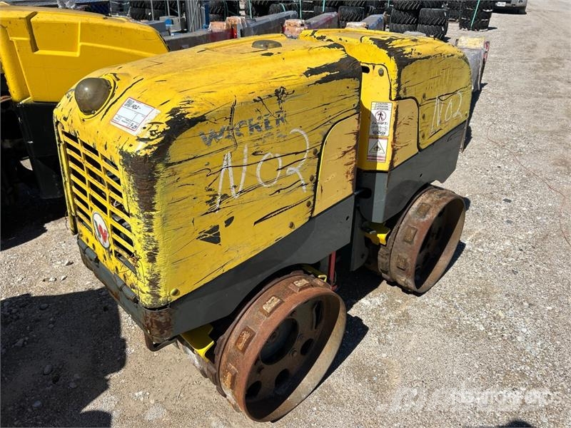 Wacker Neuson Trench Compactor ソイルコンパクター