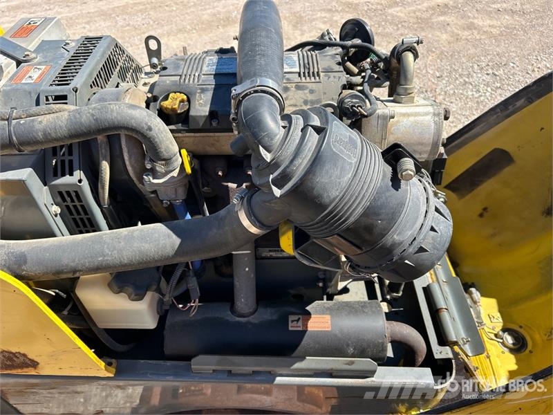 Wacker Neuson Trench Compactor ソイルコンパクター