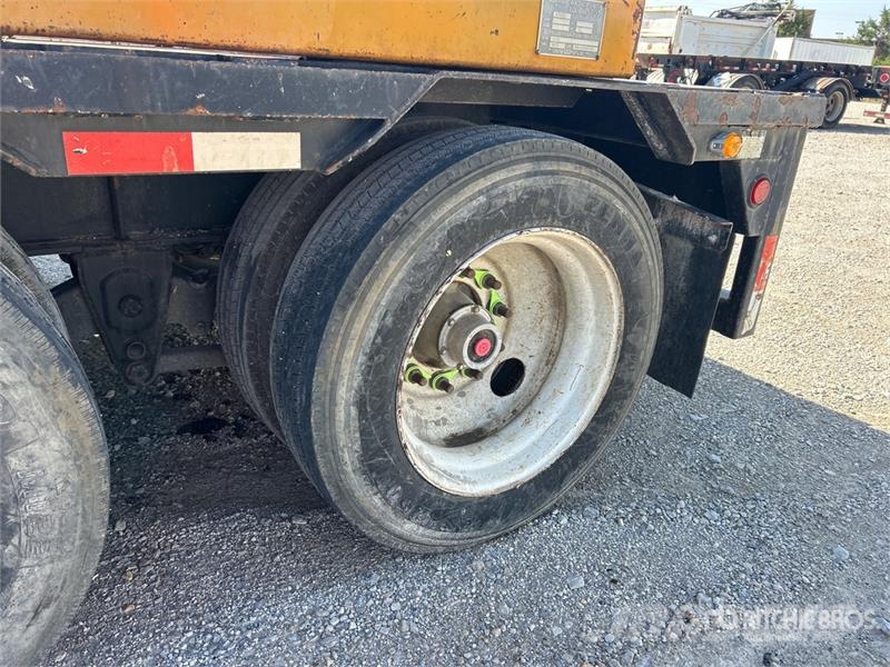 Wade WHT-42FT 42 ft T/A Step Deck Trailer Tieflader