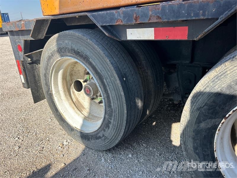 Wade WHT-42FT 42 ft T/A Step Deck Trailer Tieflader