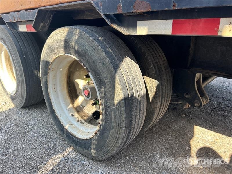 Wade WHT-42FT 42 ft T/A Step Deck Trailer Tieflader