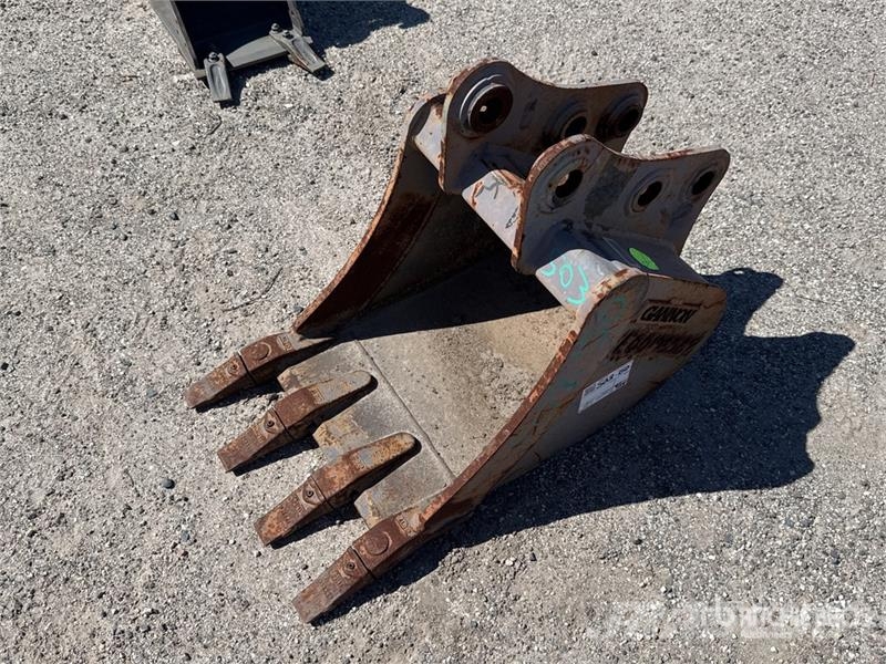 Wain-Roy EC35BKT18 18 in Digging Excavator Bucket دلاء